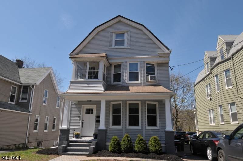 501 Valley St - Photo 1