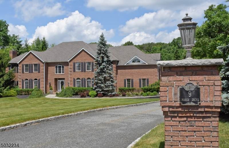 9 Maria Dr - Photo 1