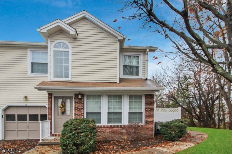 49 Pheasant Brook Ct - Photo 1
