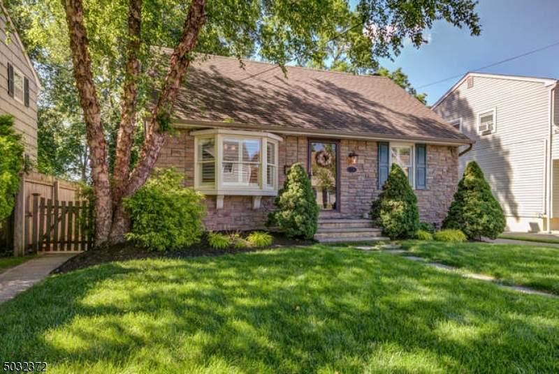 12 North St - Photo 1