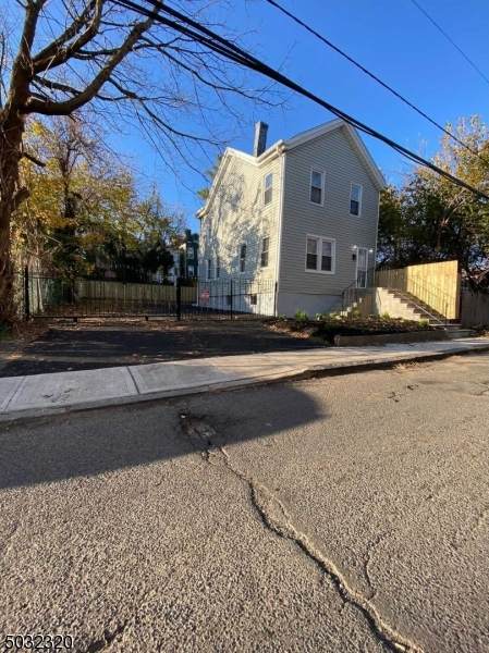 29 Brookside Ave - Photo 1