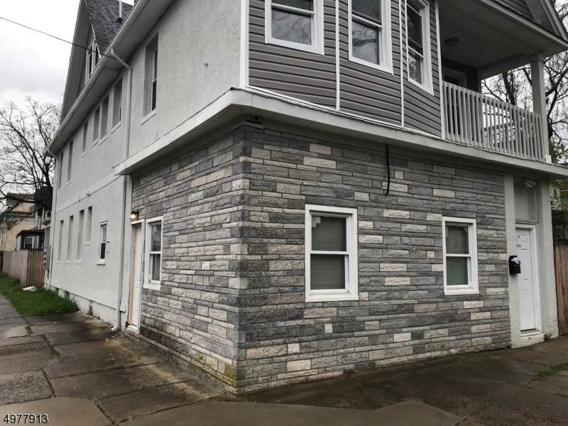 301 Manson Pl - Photo 1