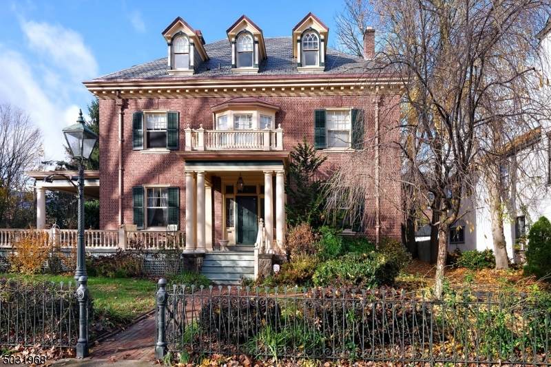 42 York St - Photo 1