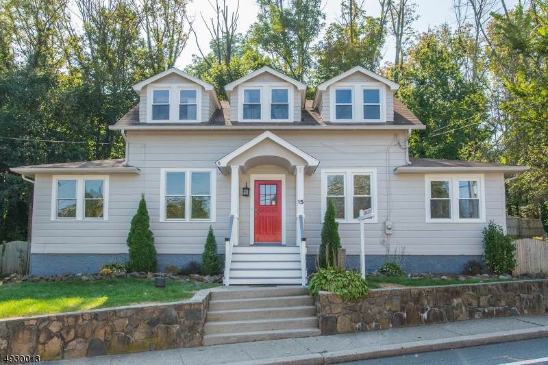 15 Whitehall Rd - Photo 1