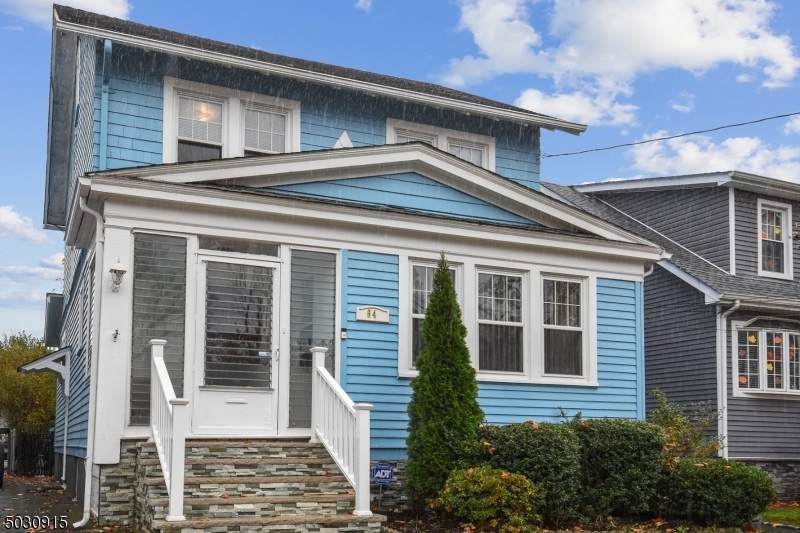 64 Hughes St - Photo 1