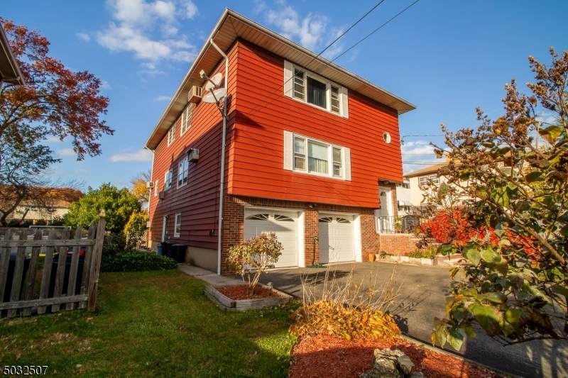 18 Gregory Ct - Photo 1