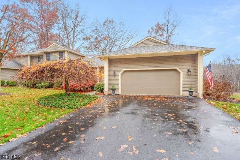 36 Hunters Cir - Photo 1