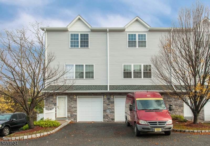 124 Home Pl - Photo 1