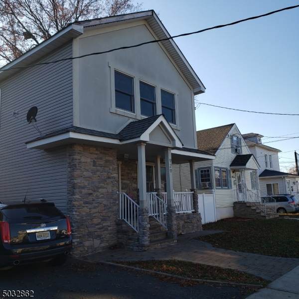 929 Baldwin Ave - Photo 1