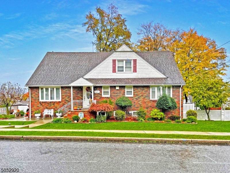 117 Barnert Ave - Photo 1