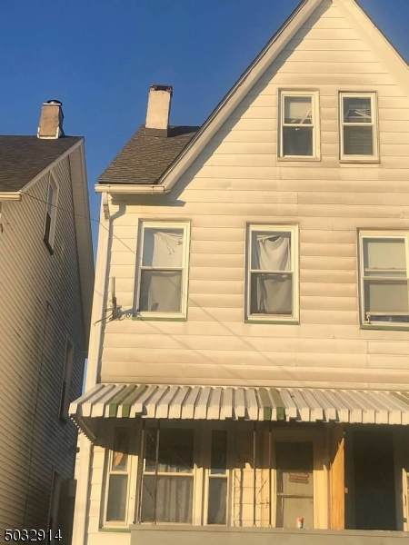 331 Washington St - Photo 1