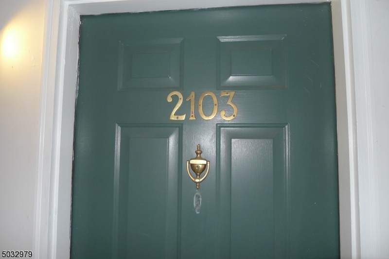 2103 Doolittle Dr - Photo 1