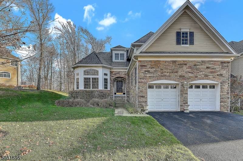 36 Whitbay Dr - Photo 1