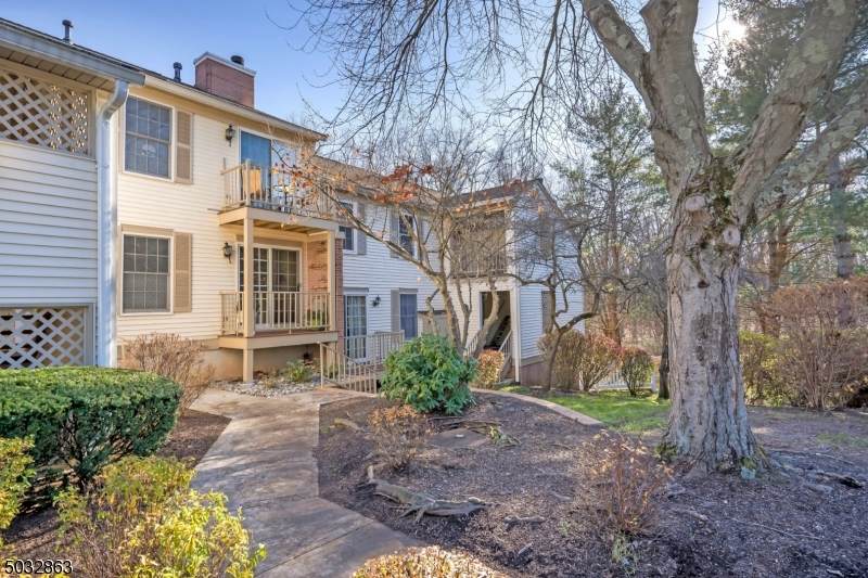 85 Jamestown Rd - Photo 1