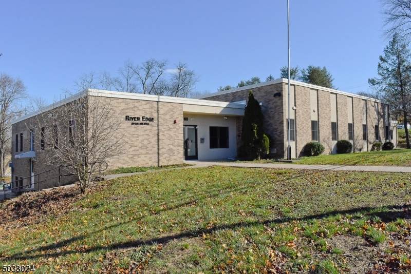 60 E Main St - Photo 1