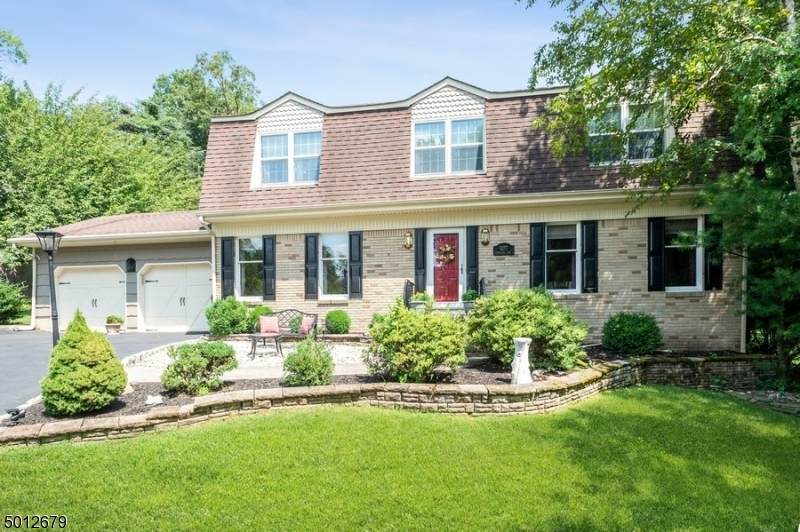 3277 Evergreen Ln - Photo 1