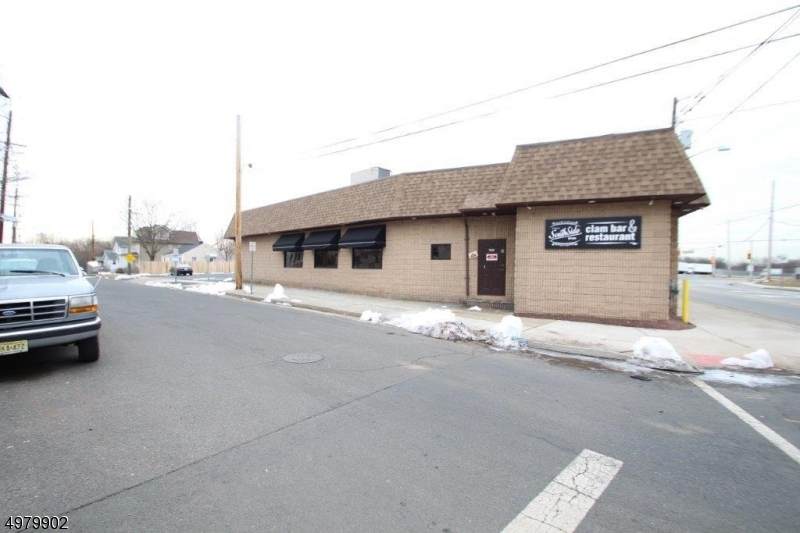 118 New Market Ave - Photo 1
