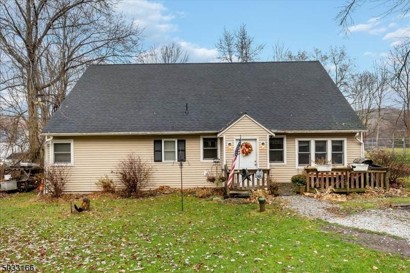 47 Lakeview Dr - Photo 1