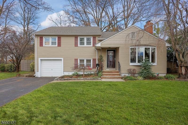 119 Belmont Ave - Photo 1