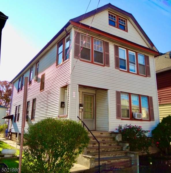 705 Chandler Ave - Photo 1