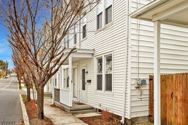 104 Heckman St - Photo 1