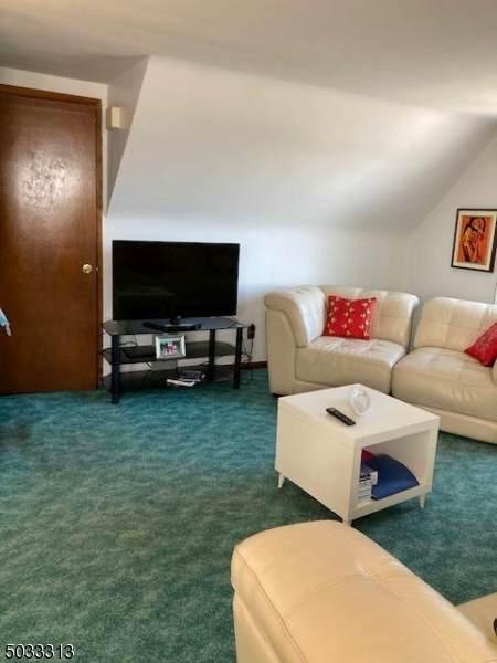 253 Ampere Pkwy - Photo 1