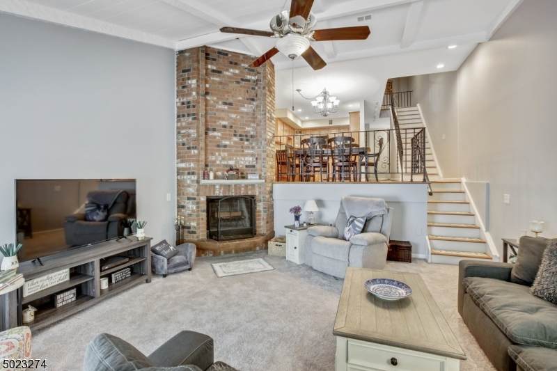 109 Marion Drive - Photo 1