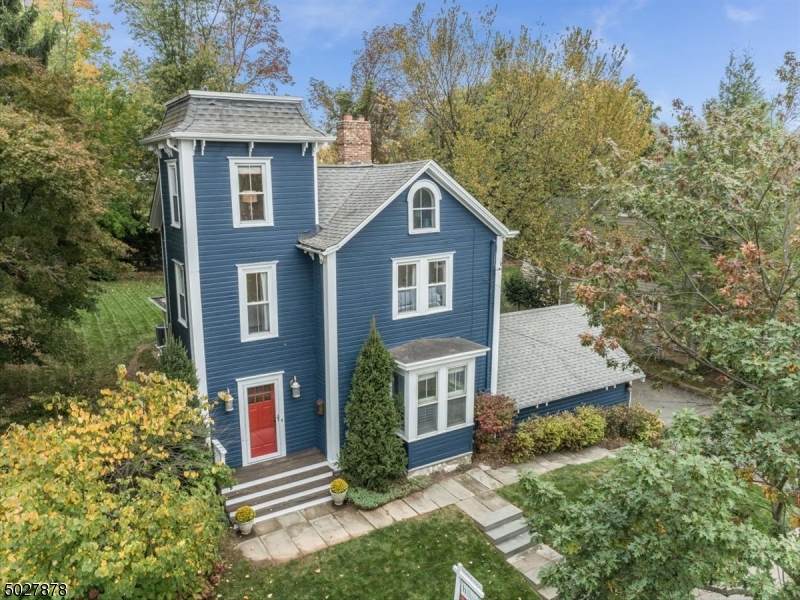 109 Glen Ave - Photo 1
