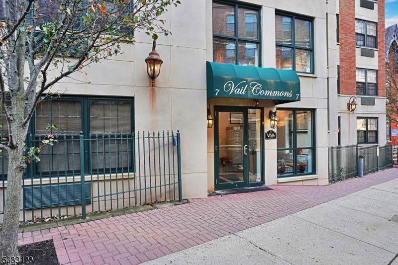 7 Prospect St - Photo 1