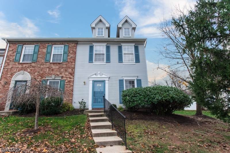 2708 Pinhorn Dr - Photo 1