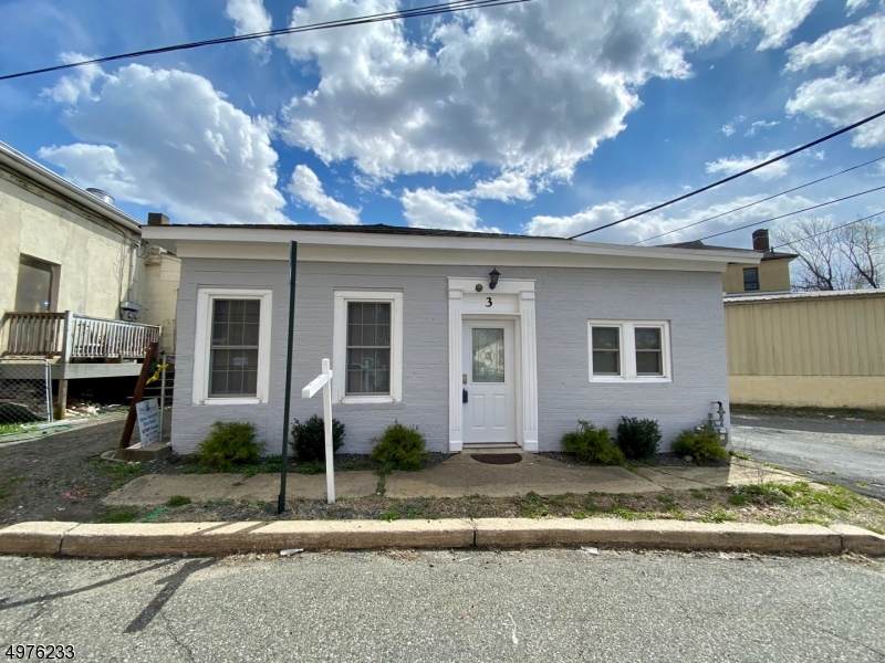 3 Bank St - Photo 1