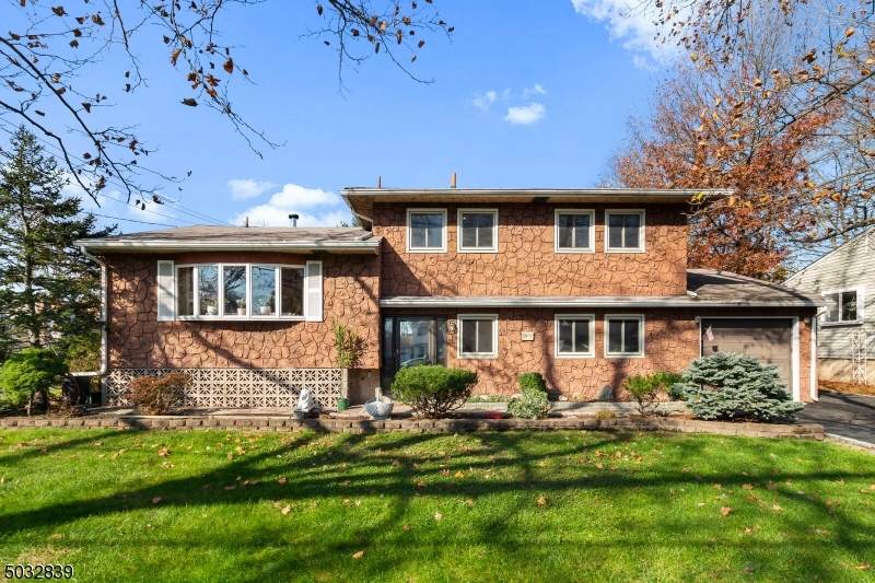 398 Meisel Ave - Photo 1