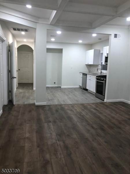447 Avon Avenue - Photo 1