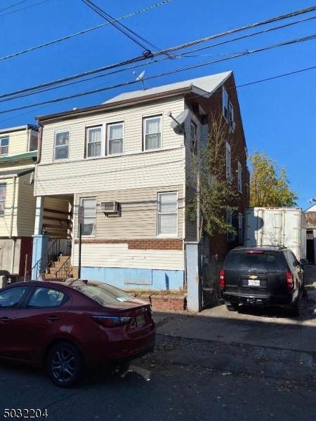 139 Lafayette St - Photo 1