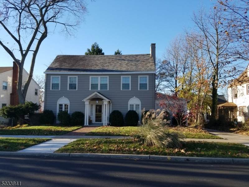 171 Nichol Ave - Photo 1