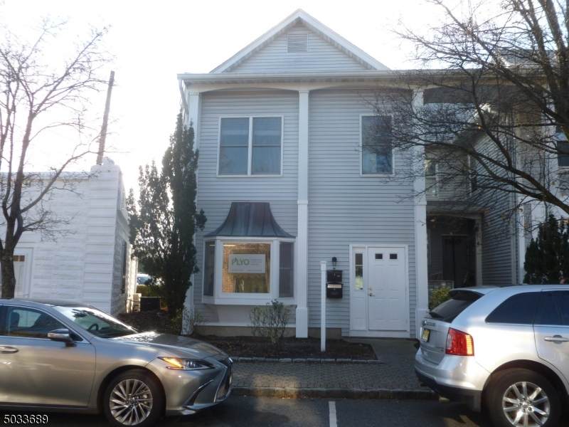 115 W Allendale Ave - Photo 1