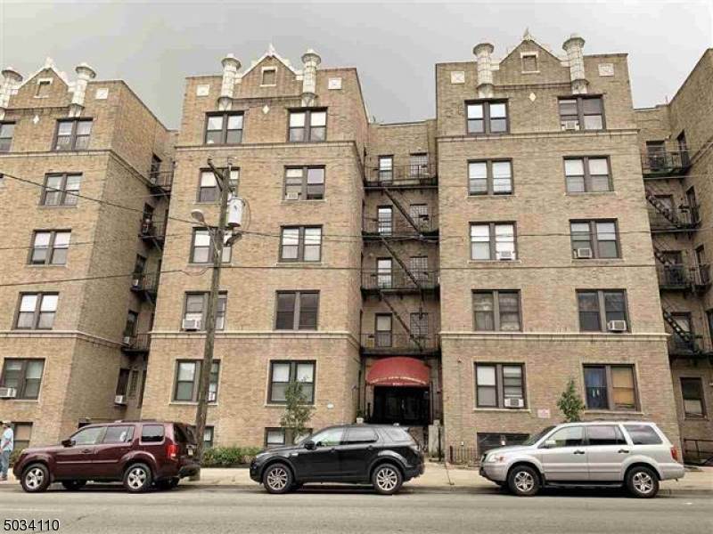 2700 Kennedy Blvd - Photo 1