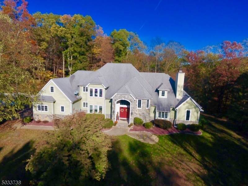 14 Carpenter Pl - Photo 1