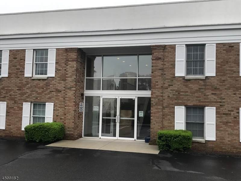 8 Main St - Photo 1