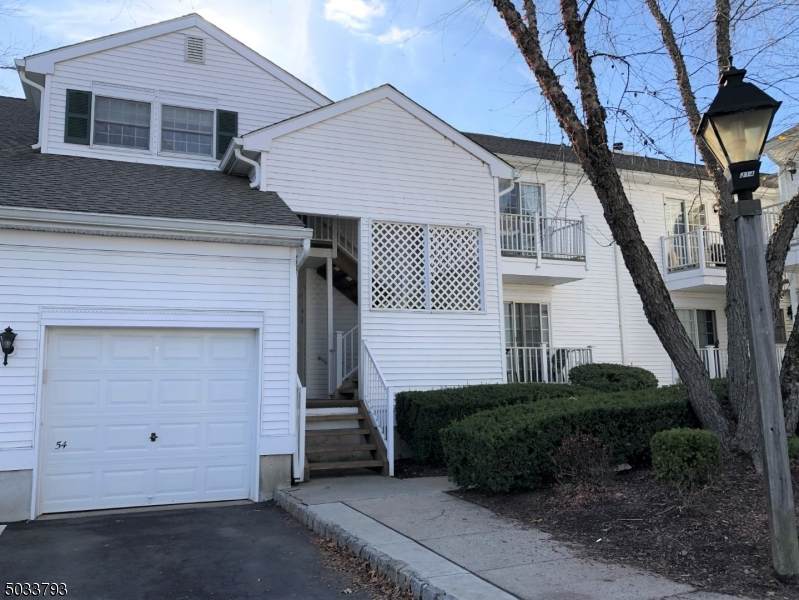 49 Smithfield Ct - Photo 1