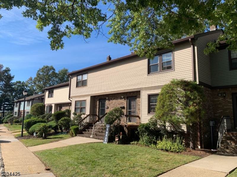 62 Highview Dr - Photo 1