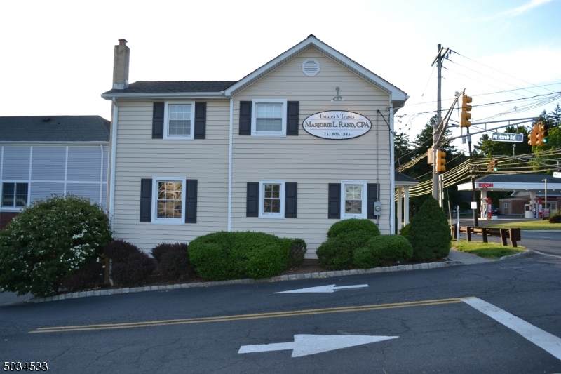1914 Washington Valley Rd - Photo 1