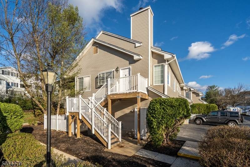 43 Morgan Ct - Photo 1