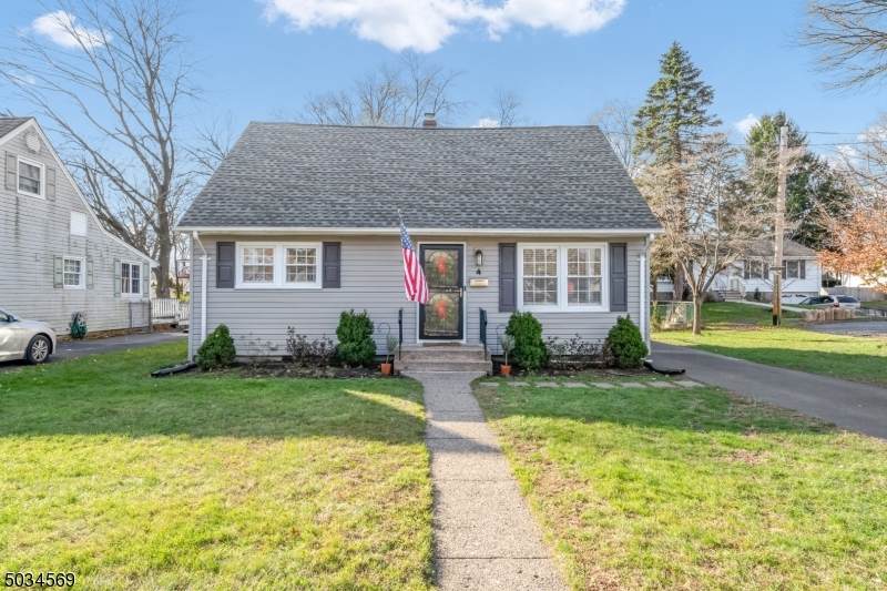 4 Central Ave - Photo 1
