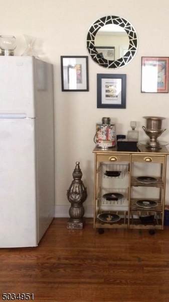 25 Manchester Pl - Photo 1