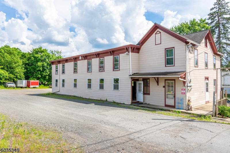 430 Main St - Photo 1