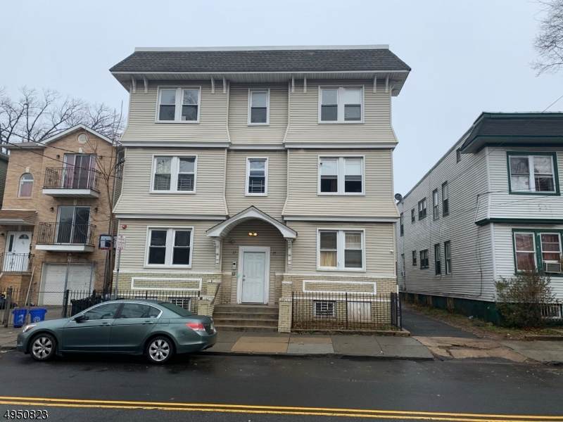 25 Bragaw Ave - Photo 1