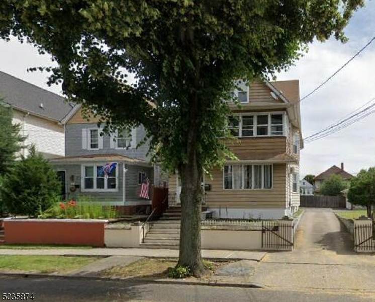 149 Maple Ave - Photo 1