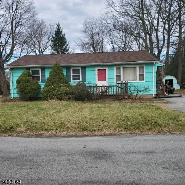 8 Lakeview Rd - Photo 1