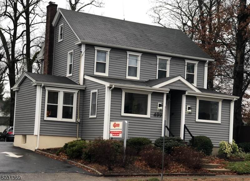 499 Morris Ave - Photo 1